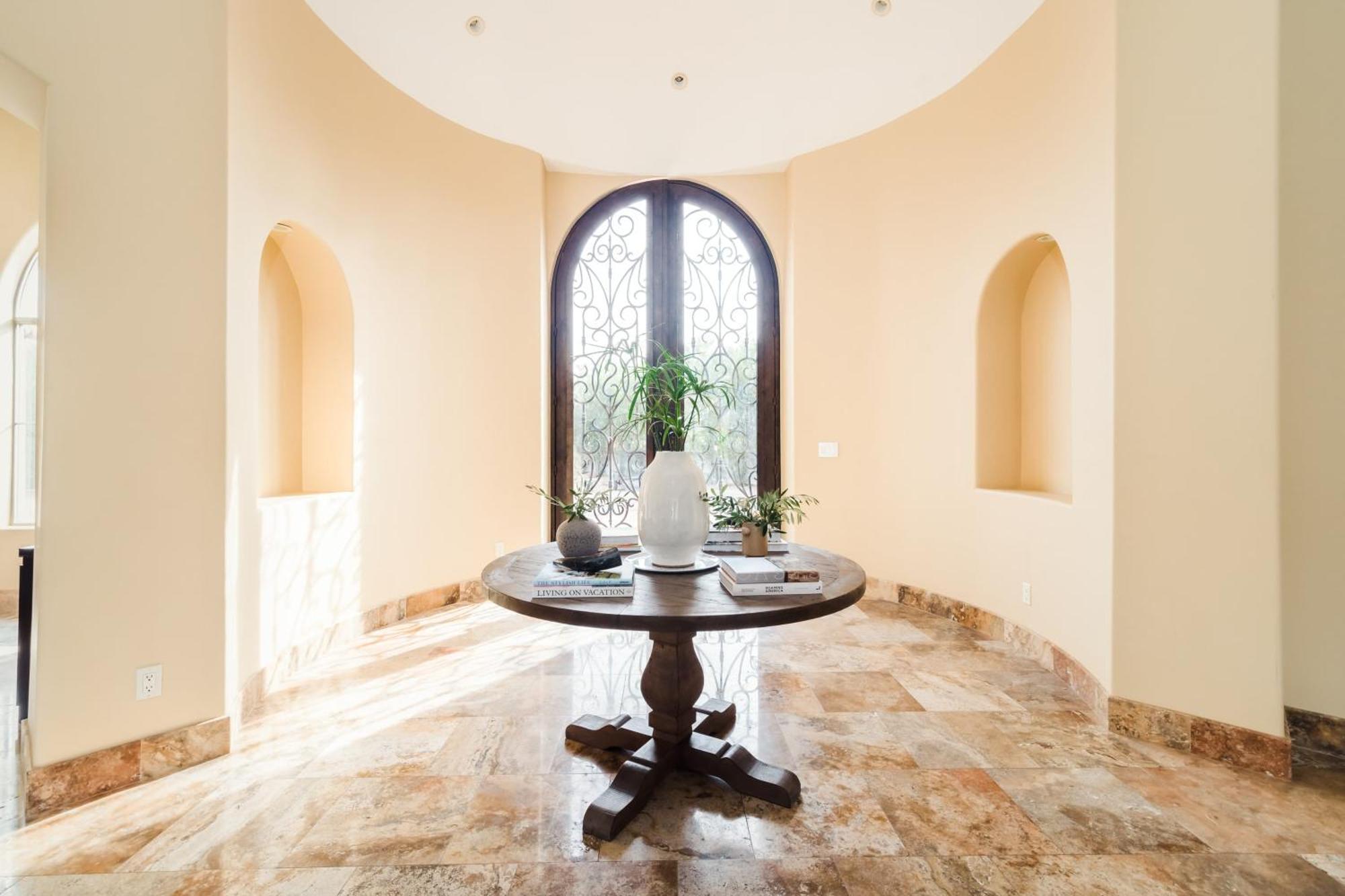 Farrier By Avantstay Spectacular 7br Mediterranean-style Estate W Pool Villa
