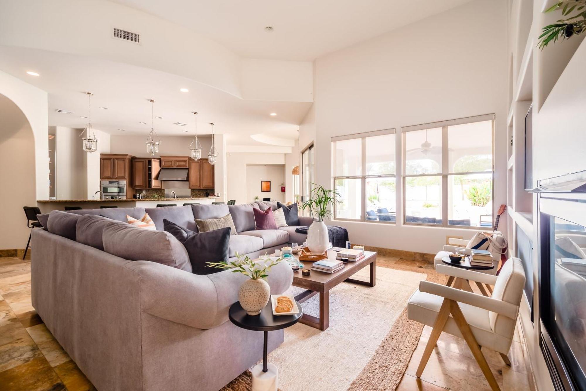 Villa Farrier By Avantstay Spectacular 7br Mediterranean-style Estate W Pool Scottsdale