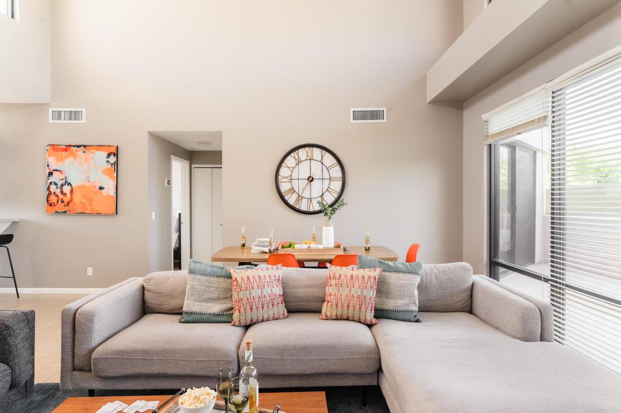 Ivory Buyout By Avantstay Two Buyout Near Old Town W Large Patio Holiday home