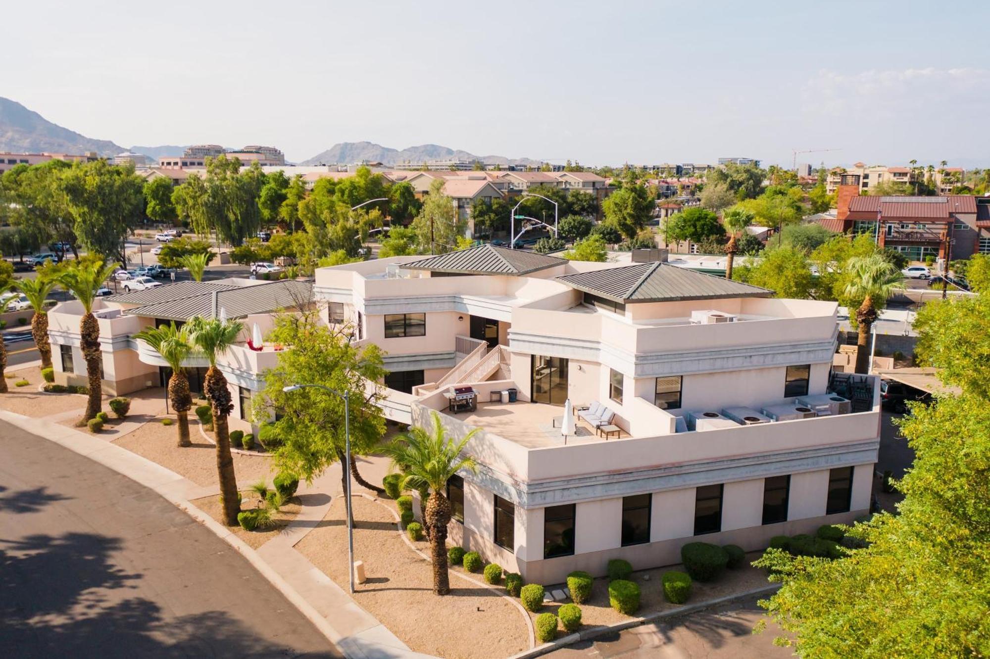 Ivory Buyout By Avantstay Two Buyout Near Old Town W Large Patio Scottsdale
