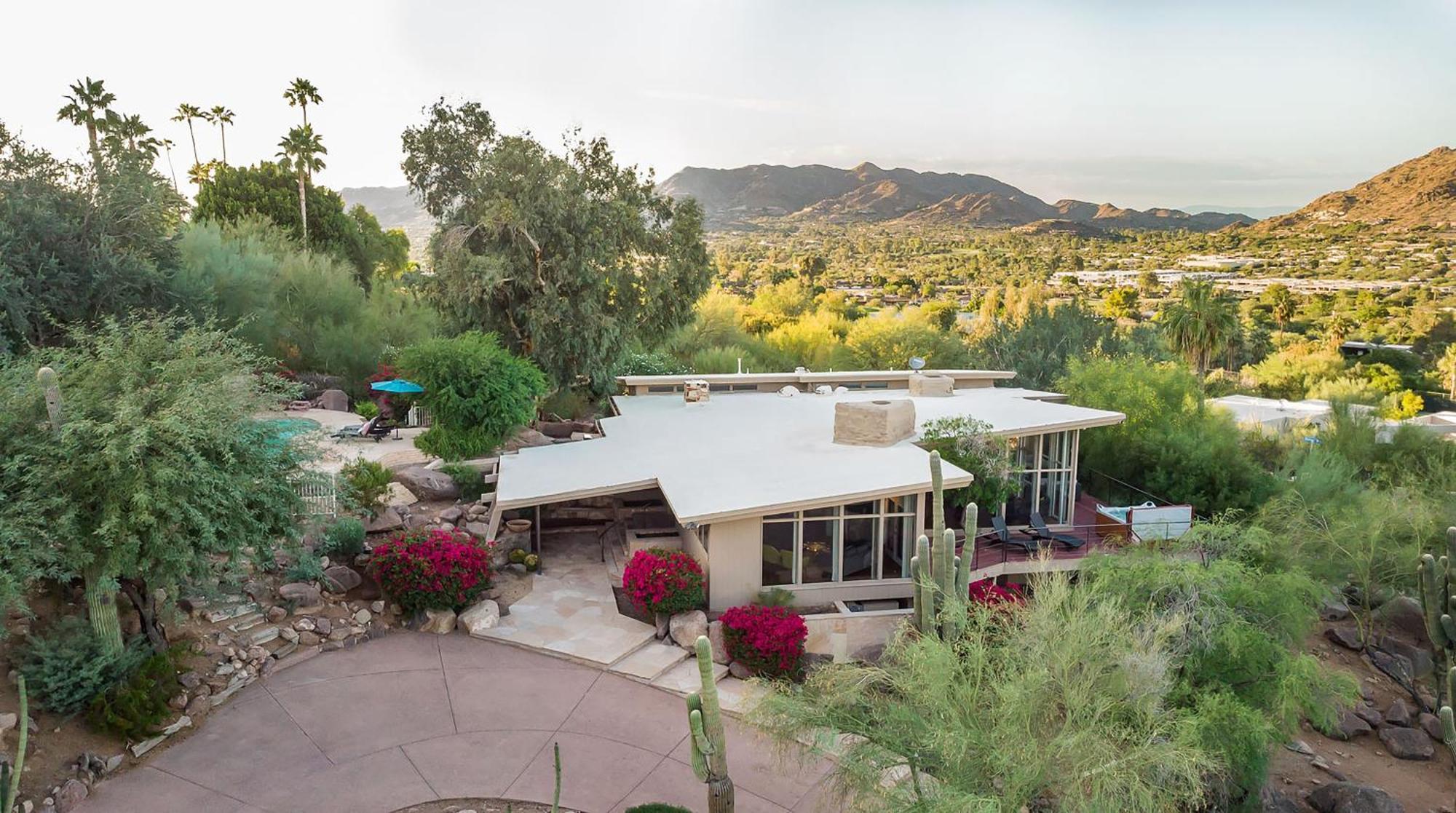 Holiday home Red Rock By Avantstay Desert Hideaway W View Pool