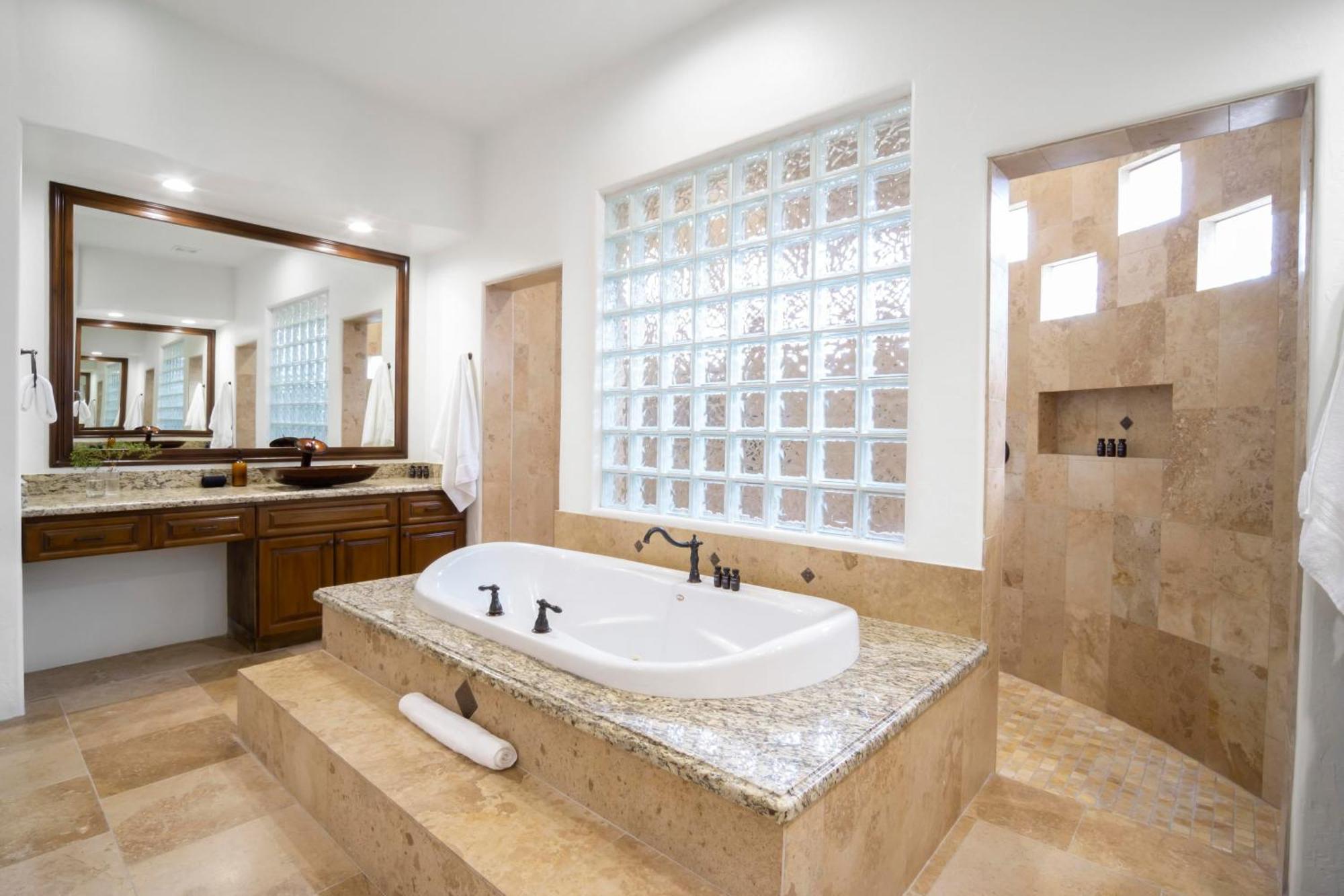 Arcadia By Avantstay Breathtaking Oasis In W Pool Hot Tub Game Holiday home