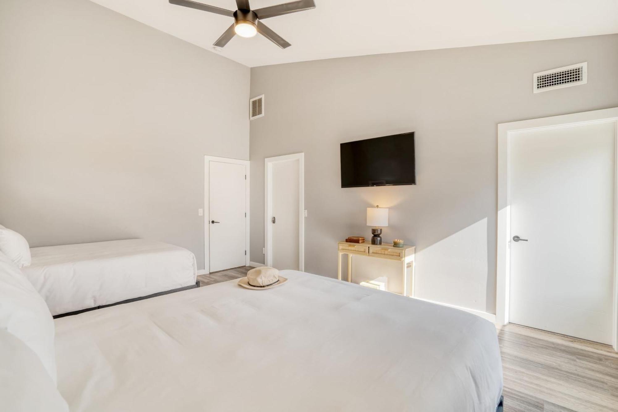 Ezra By Avantstay Modern South Escape