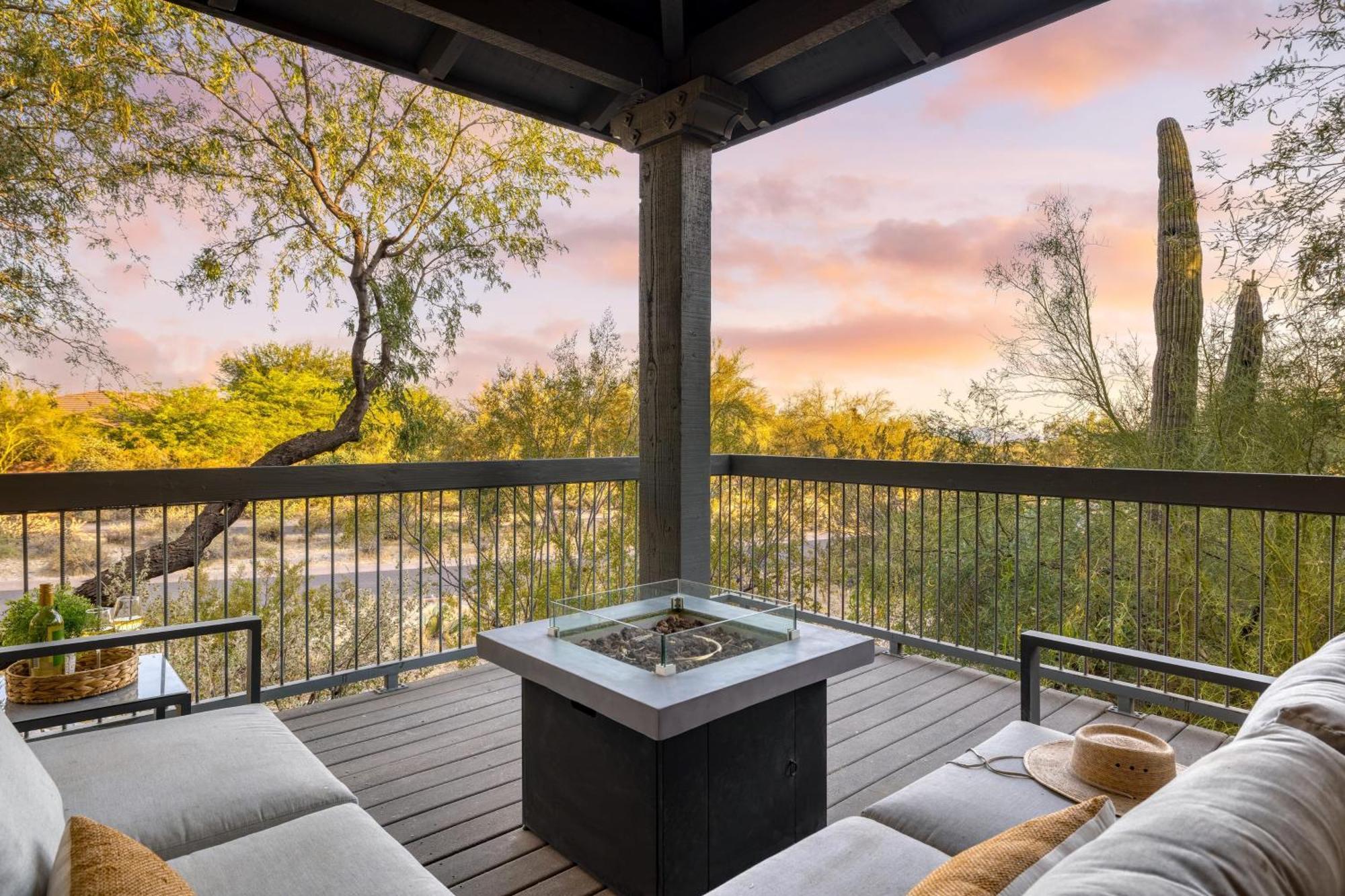 Desert Village Vista By Avantstay Patio W Fire Pit Pool Access Holiday home Scottsdale