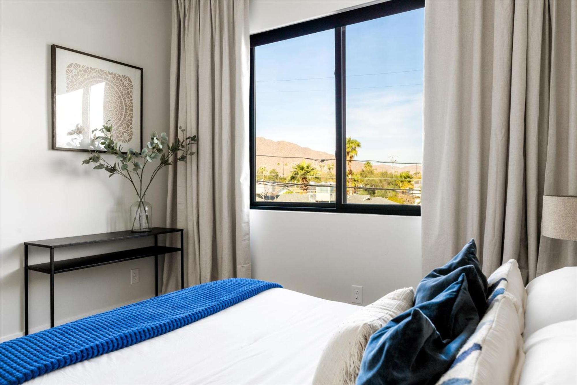 Desert Palm Luxury Space - Walk To Old Town! * Scottsdale
