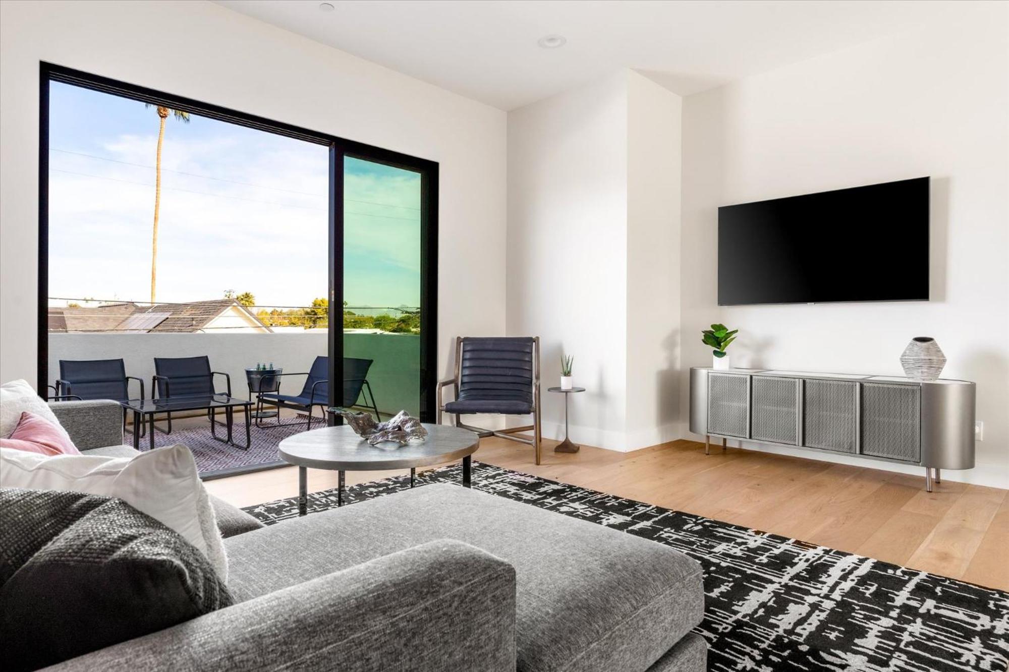 Holiday home Desert Palm Luxury Space - Walk To Old Town!
