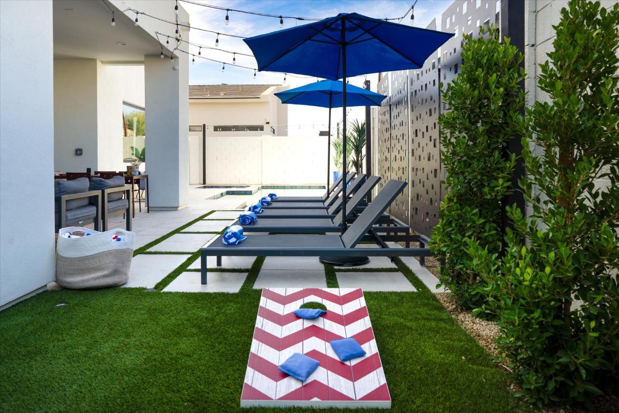 Desert Palm Luxury Space - Walk To Old Town! Holiday home *