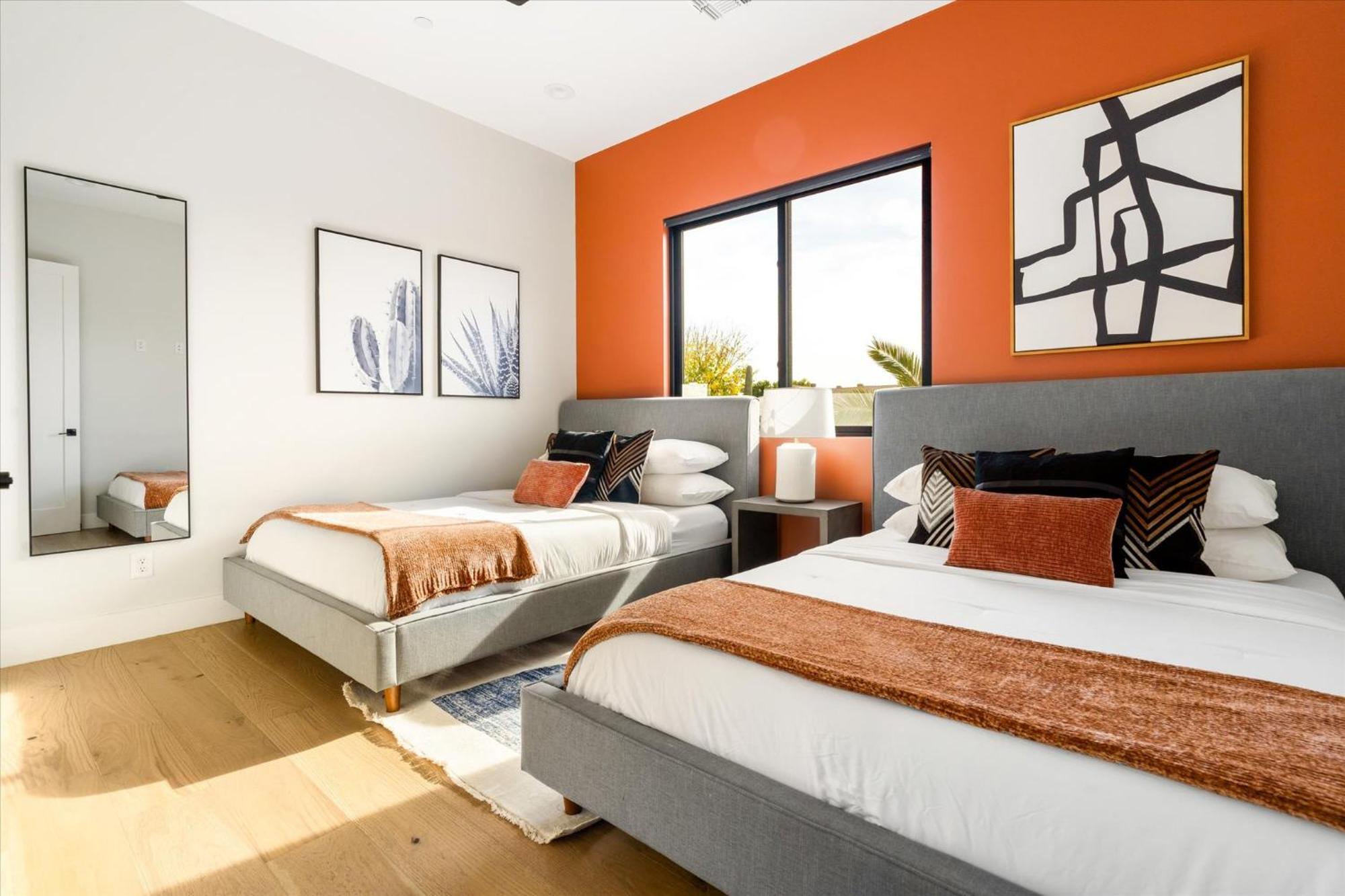 Desert Palm Luxury Space - Walk To Old Town! * Scottsdale