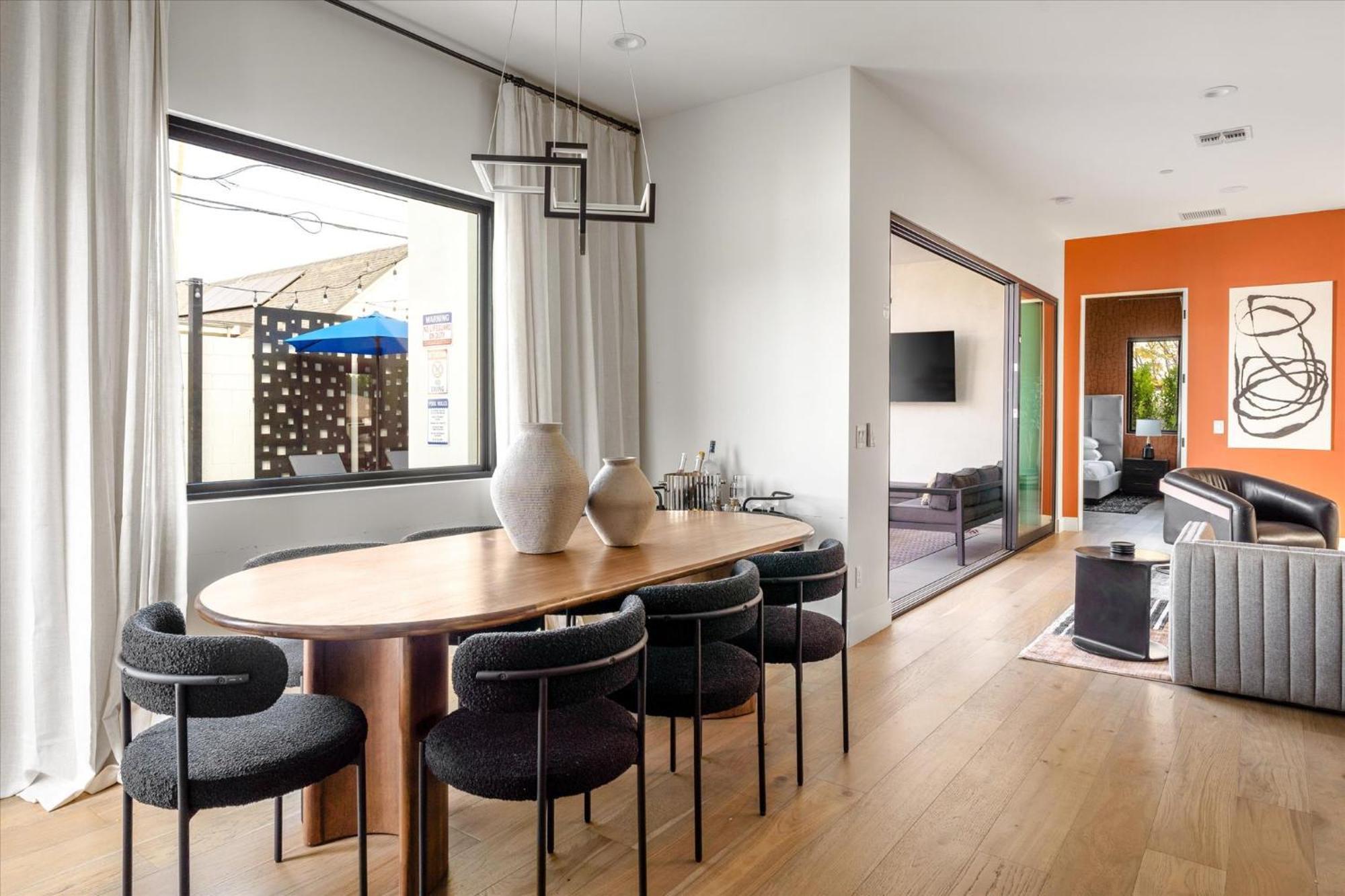 Desert Palm Luxury Space - Walk To Old Town! Holiday home *