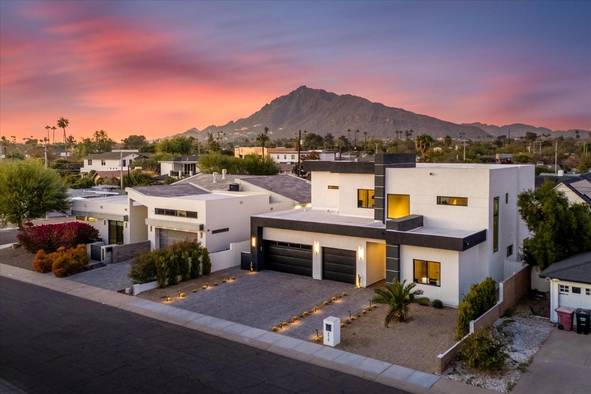 Holiday home Desert Palm Luxury Space - Walk To Old Town!