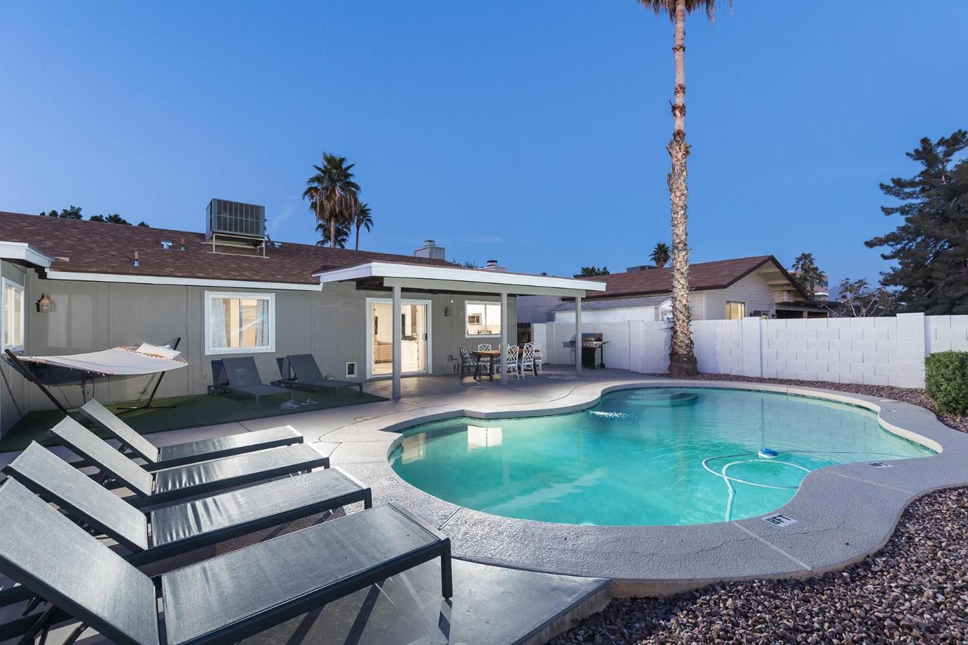 Blumoon-private Pool & Fire Pit-projection Theater Holiday home Scottsdale