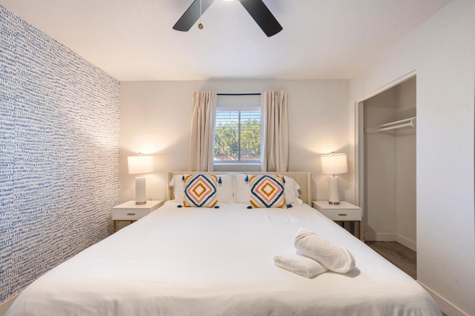 Apartment Trendy 2b2b With Free Parking