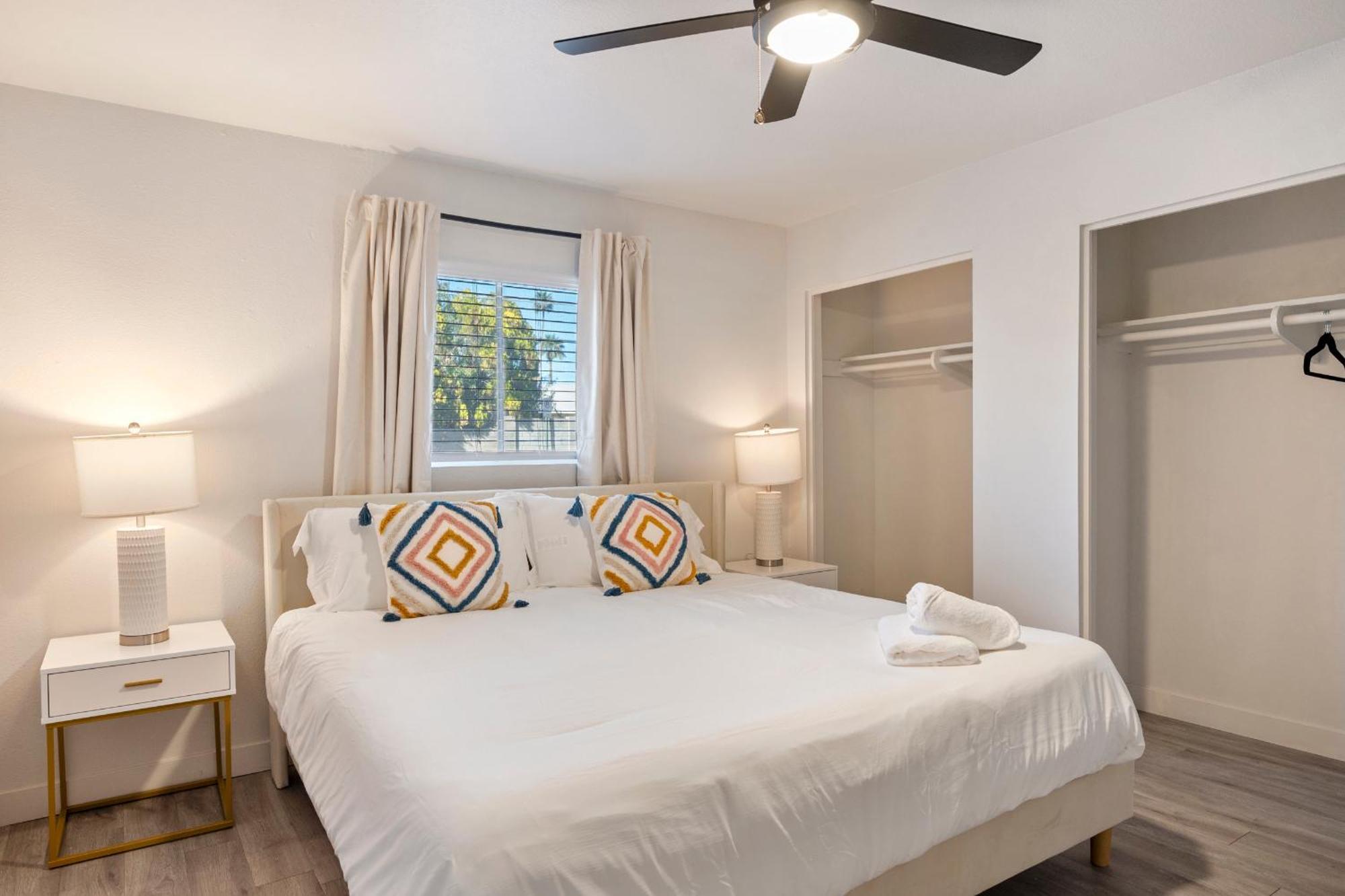 Apartment Trendy 2b2b With Free Parking