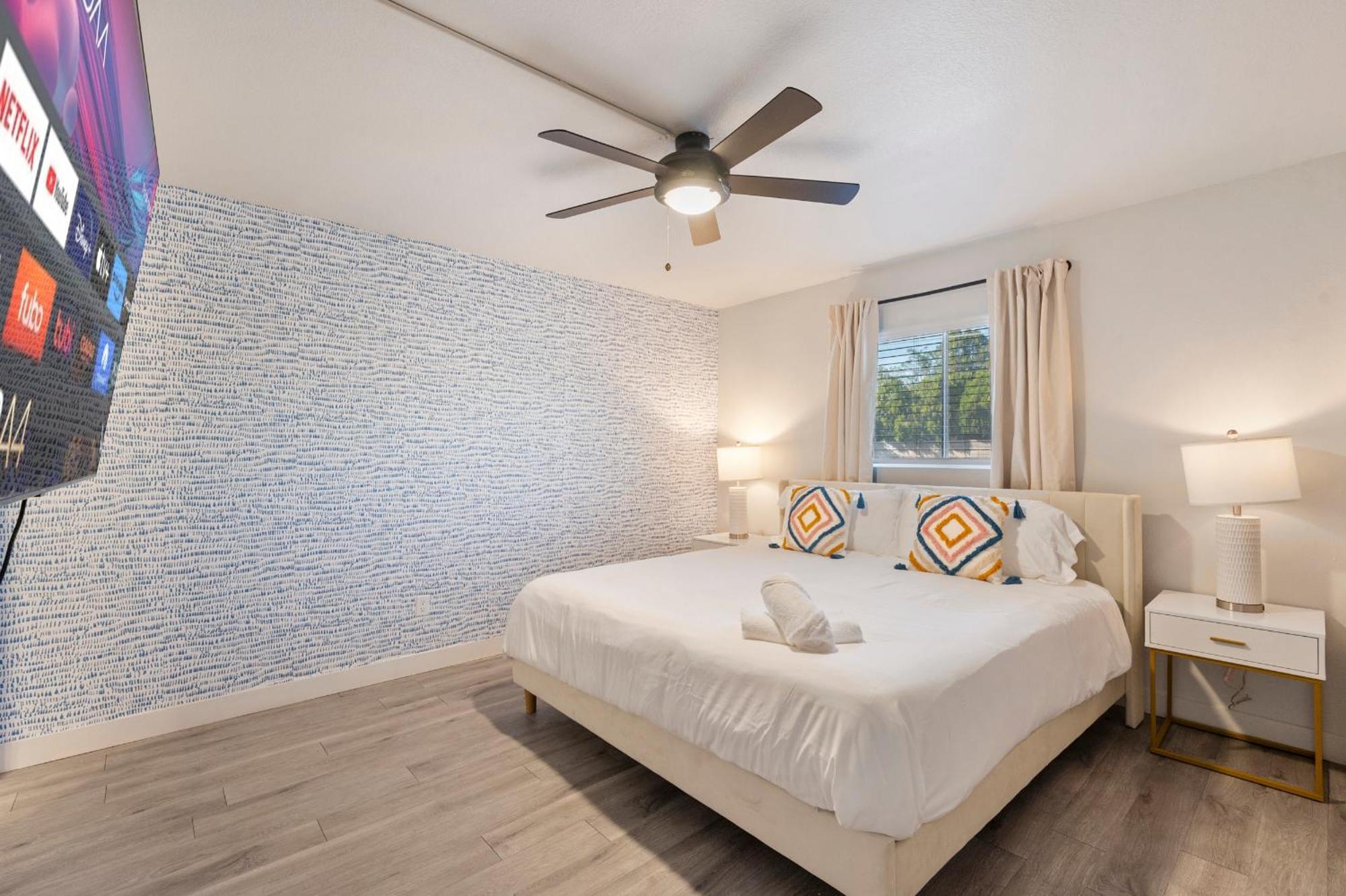 Trendy 2b2b With Free Parking Apartment *