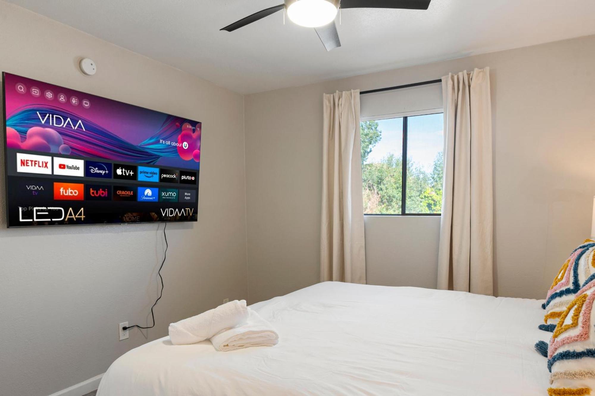 Modern 2br Escape With Pool & Free Parking * Scottsdale