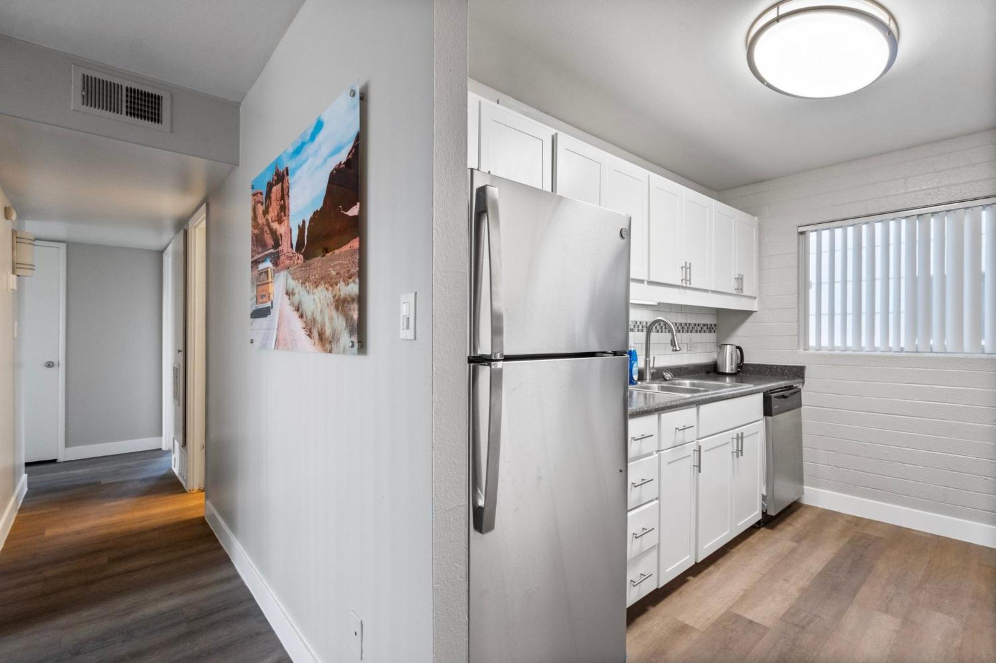 Apartment Modern 2b2b Haven In Scottland Scottsdale