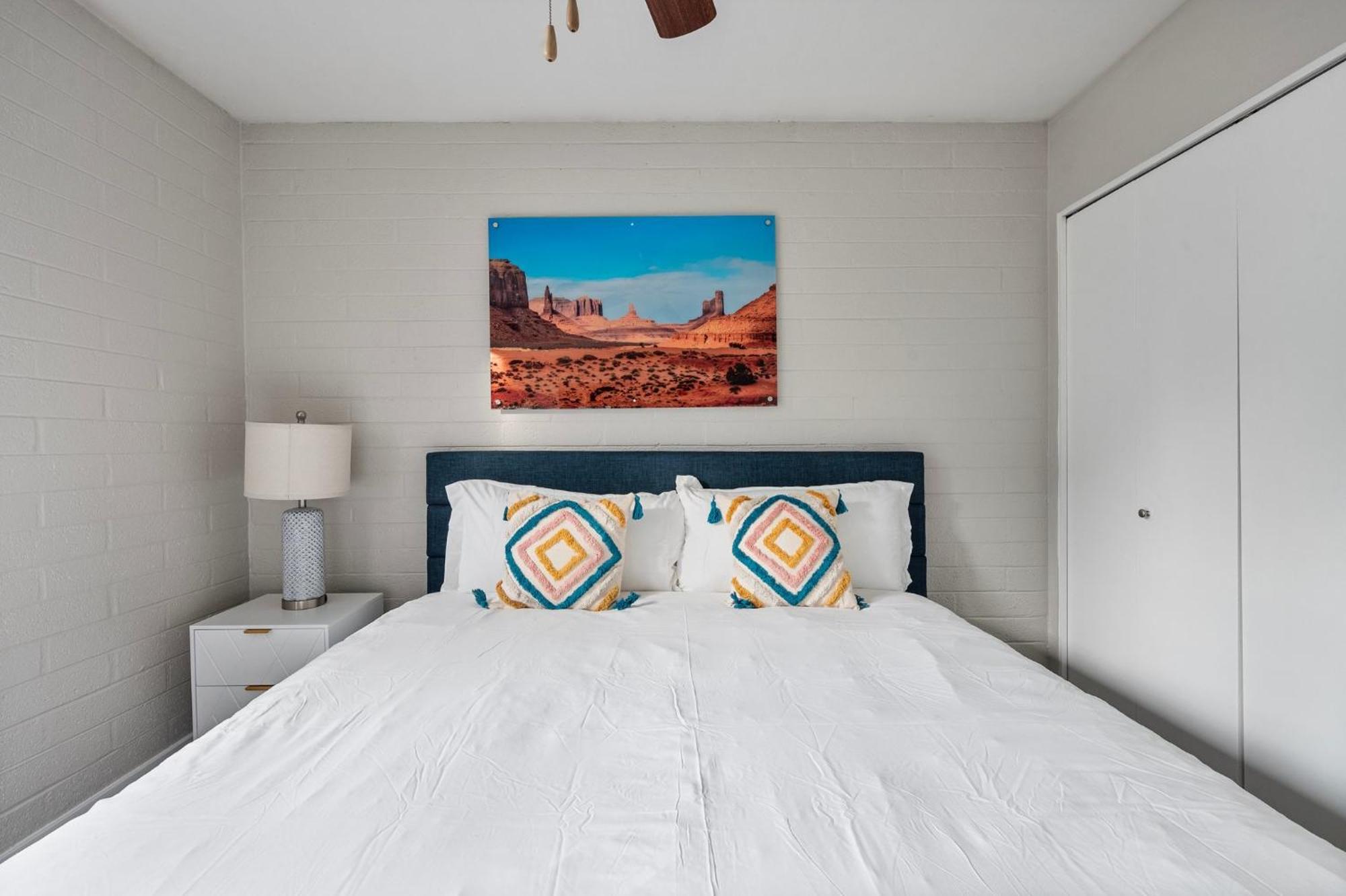 Modern 2b2b Haven In Scottland Apartment