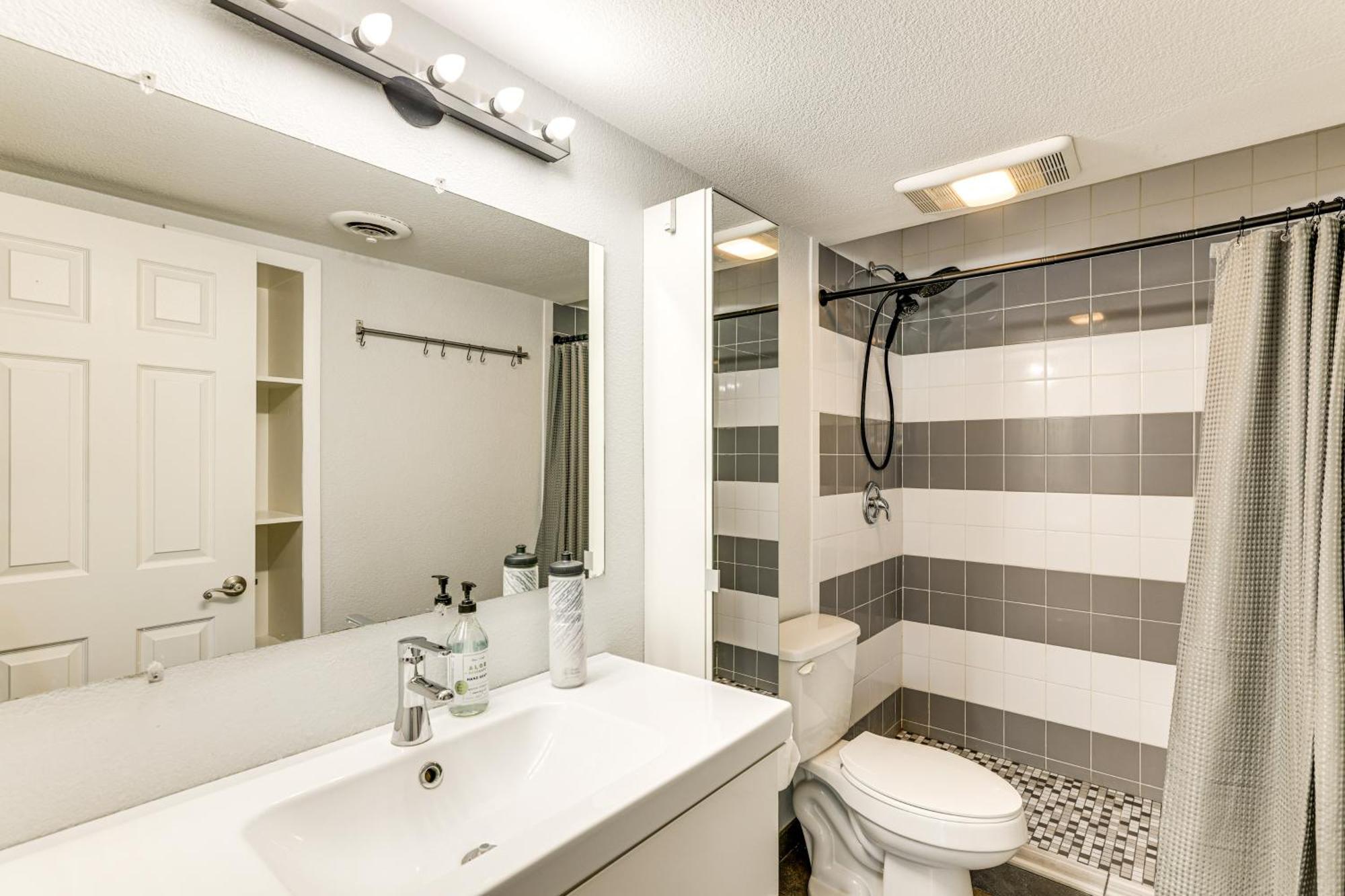 2 Mi To Tempe Marketplace And Asu With Pool Apartment Scottsdale