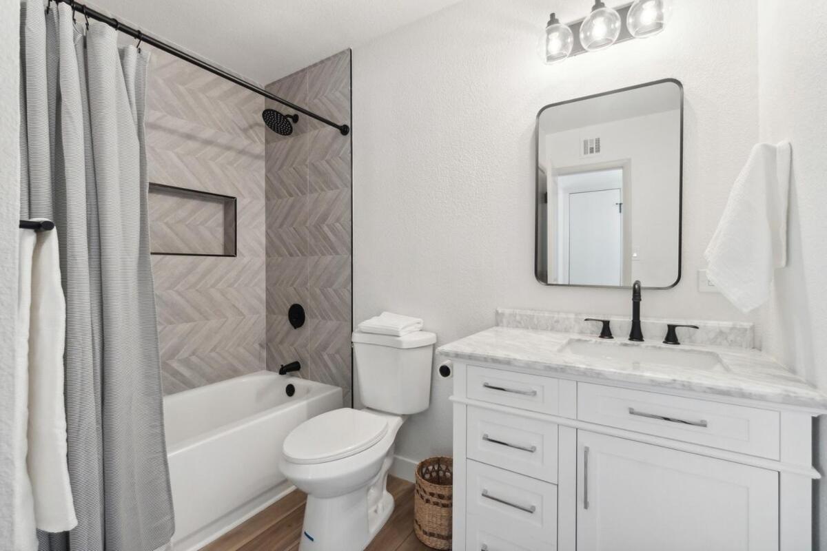 Renovated With Pool 3 Miles From Old Town * Scottsdale