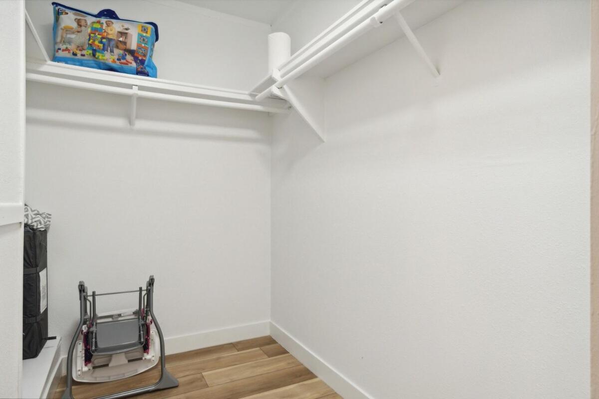 Renovated With Pool 3 Miles From Old Town Holiday home *