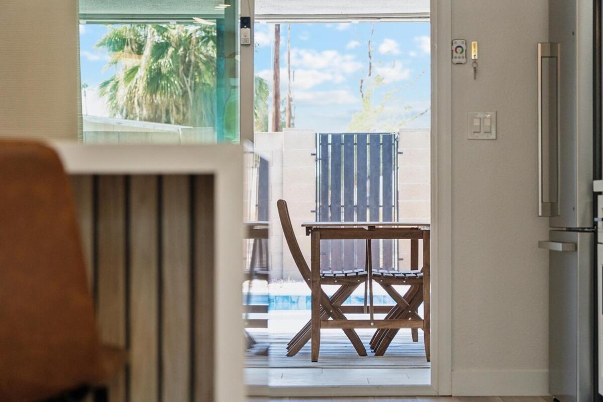 Renovated With Pool 3 Miles From Old Town Holiday home Scottsdale