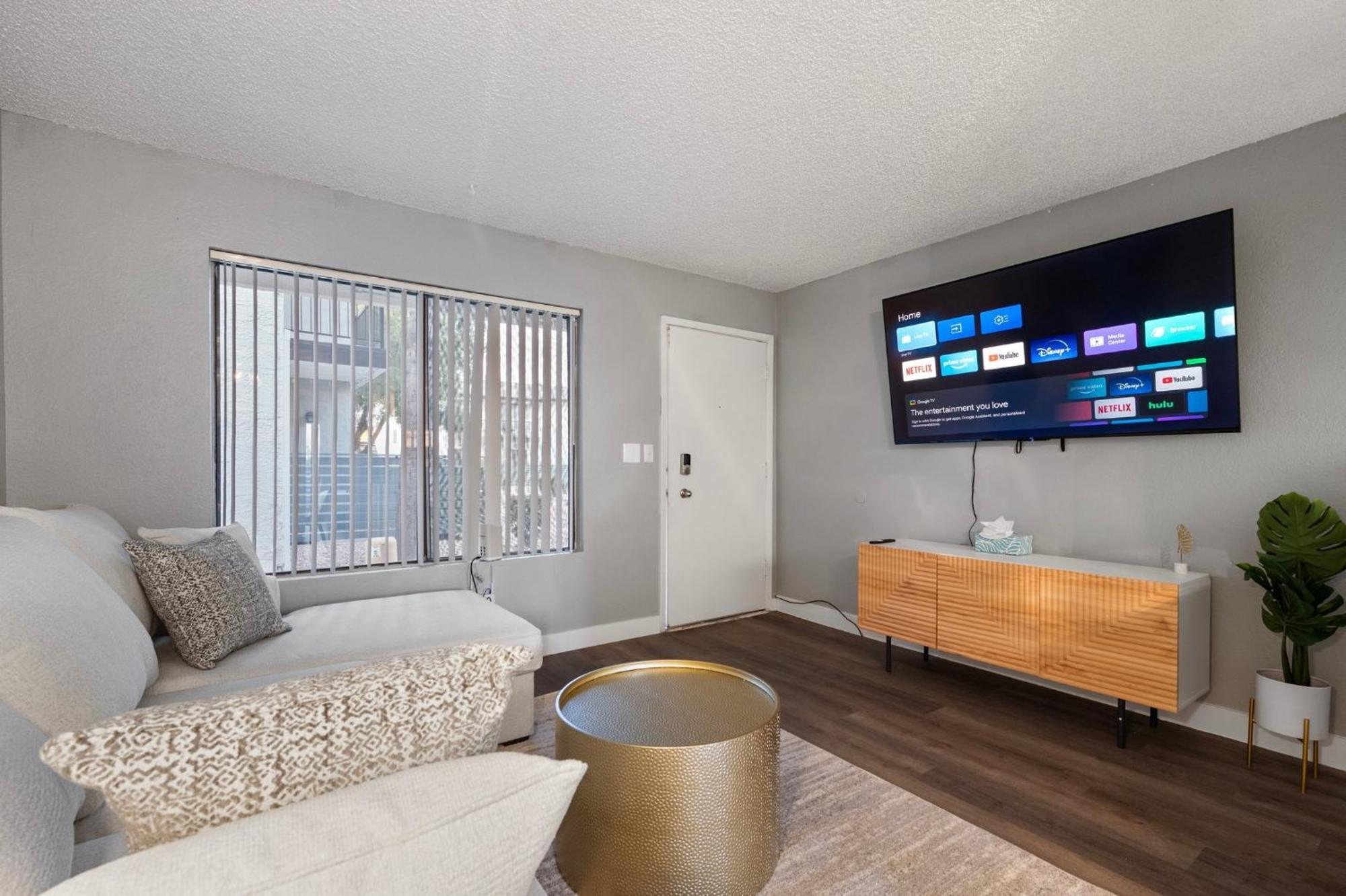 Modern 1b1b Retreat With Free Parking * Scottsdale