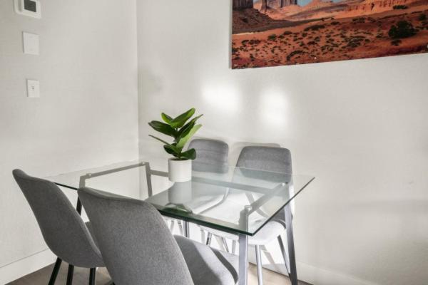 Chic 1-bedroom Haven In