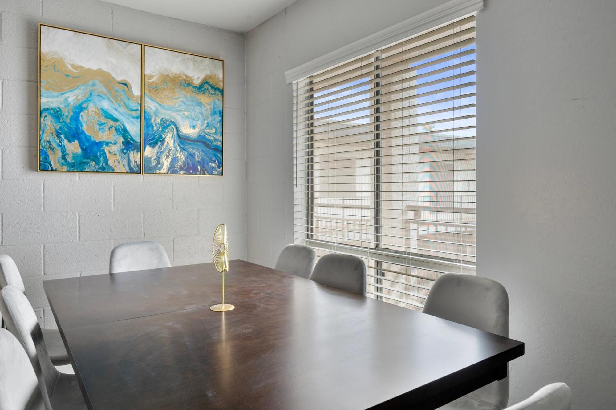 Cozy Modern 2b2b With Free Parking * Scottsdale