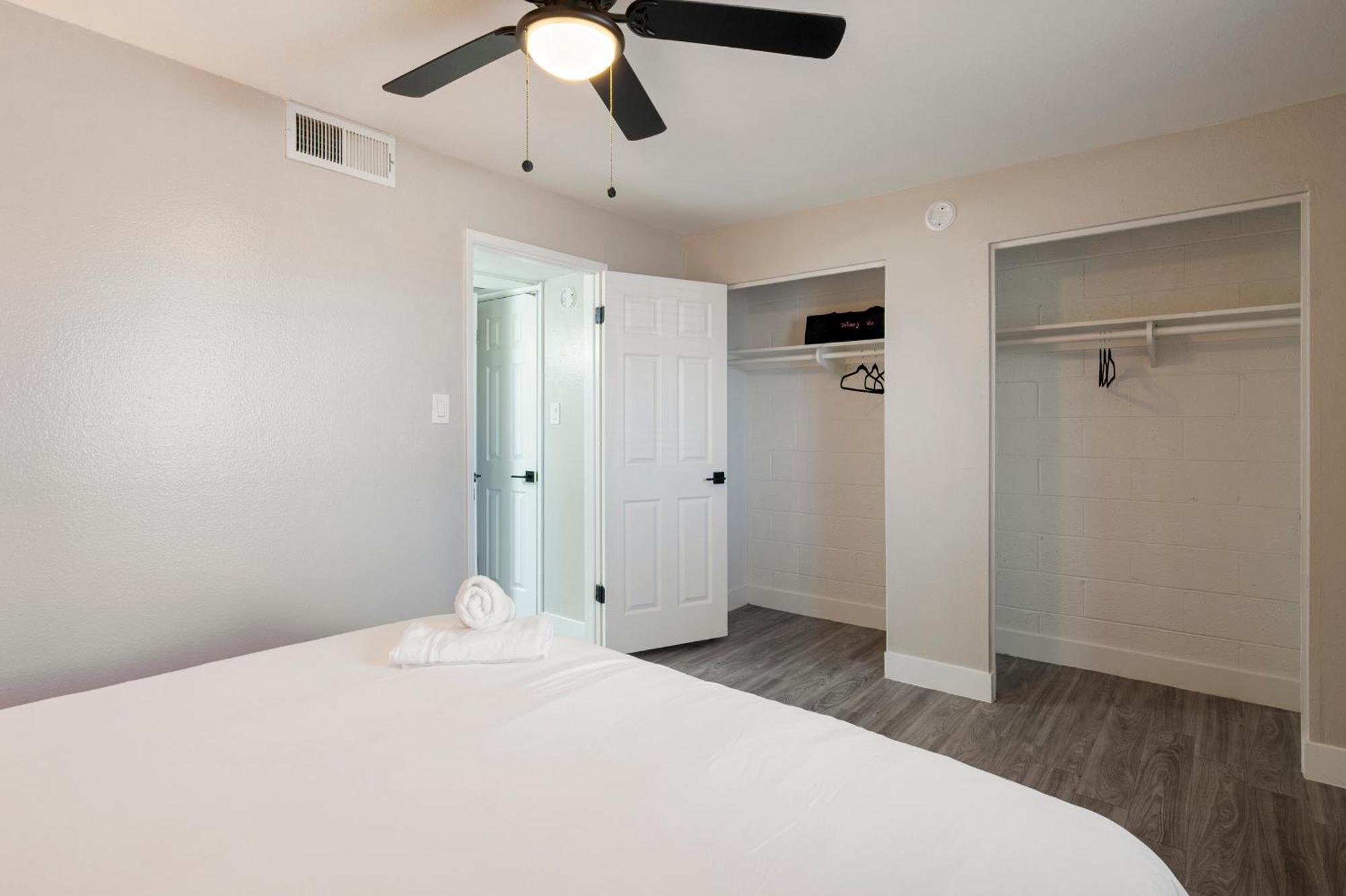 Modern 1b1b Escape With Free Parking Apartment *