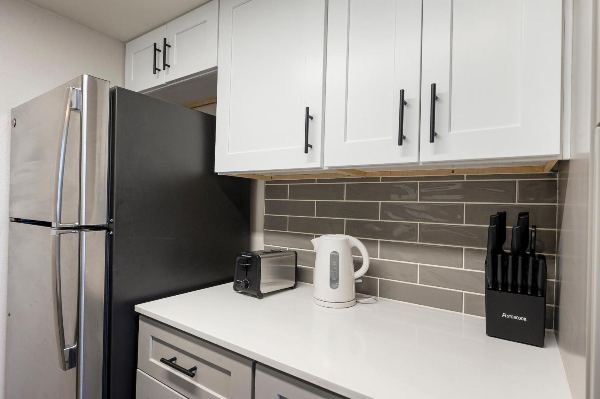 Apartment Modern 1b1b Escape With Free Parking Scottsdale
