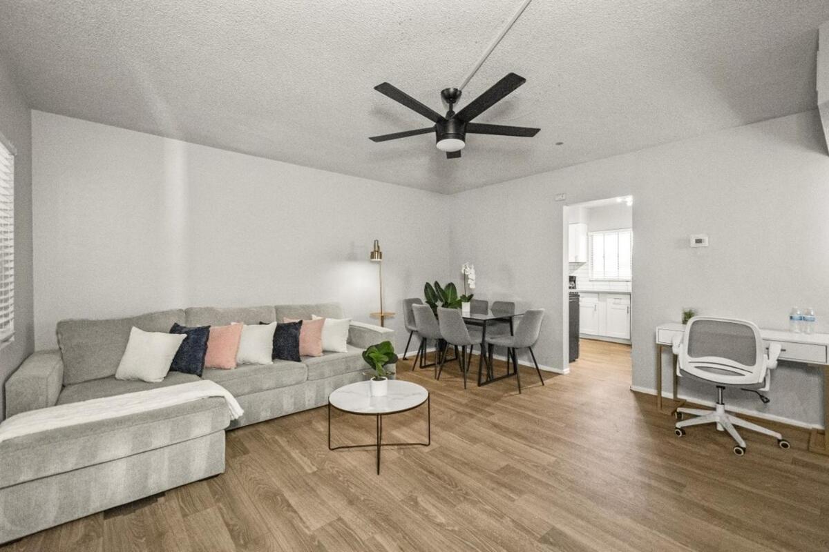 Trendy 2b1b Oasis In Old Town *