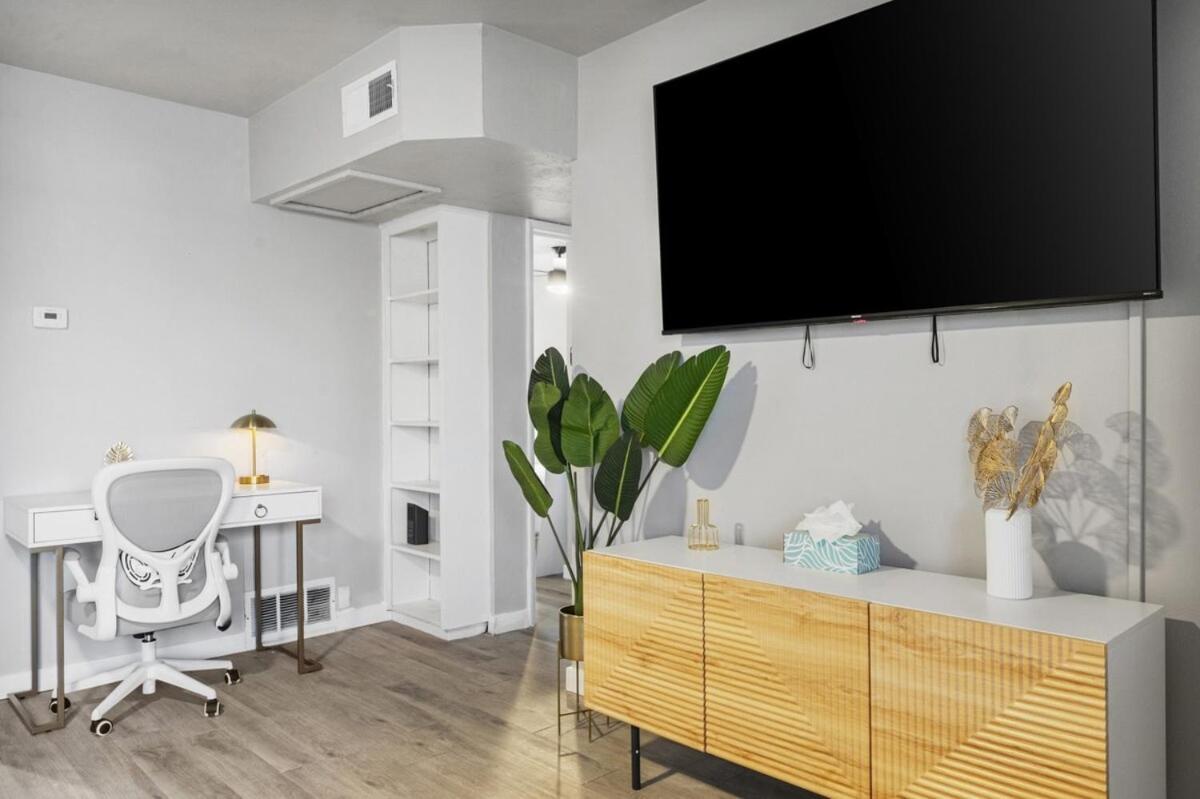 Trendy 2b1b Oasis In Old Town Scottsdale