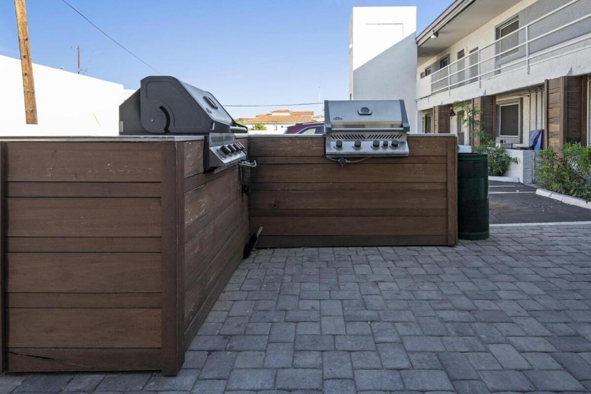 Trendy 2b1b Oasis In Old Town Apartment