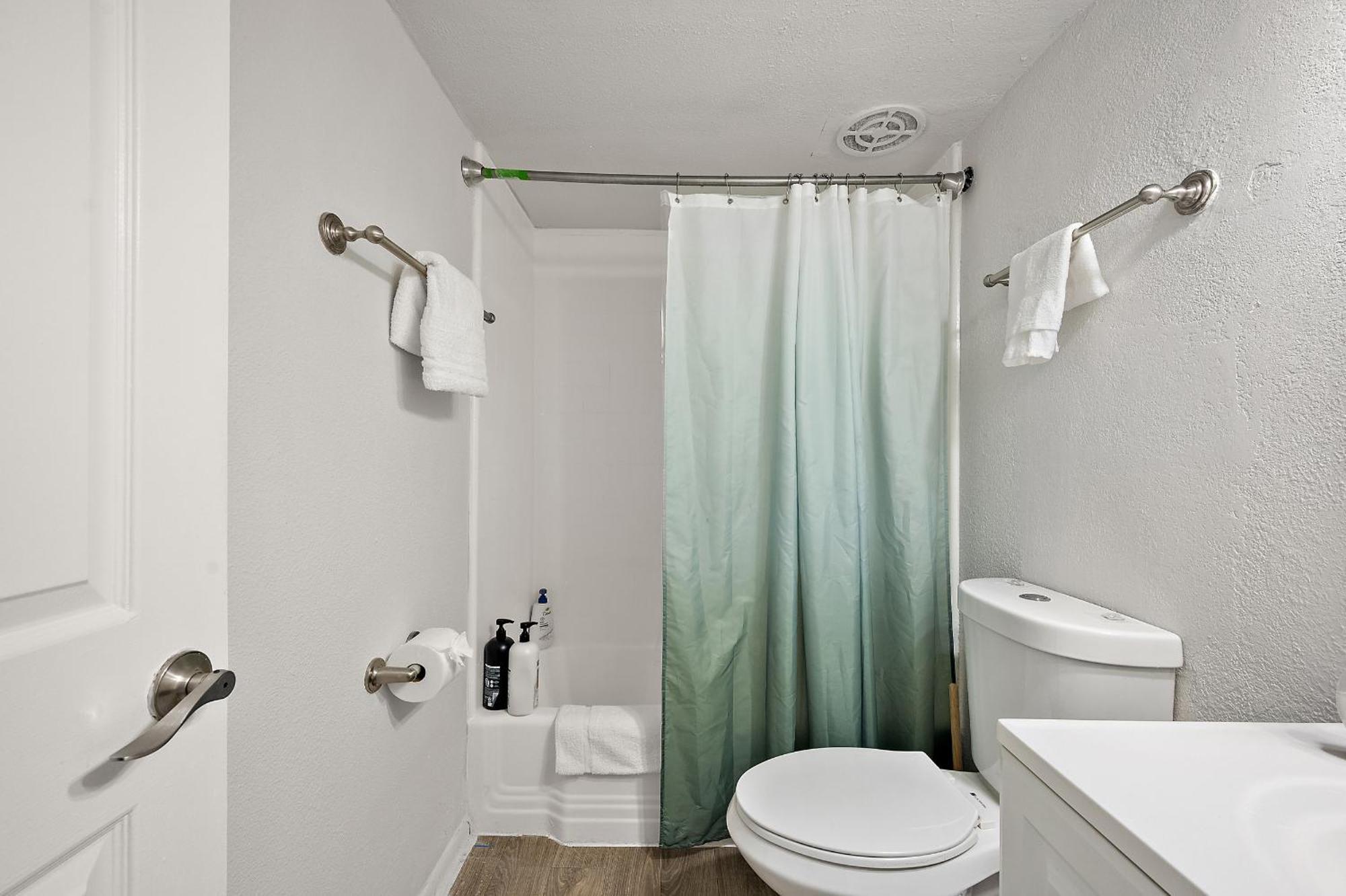 Stylish 2b1b Hideaway In Old Town *