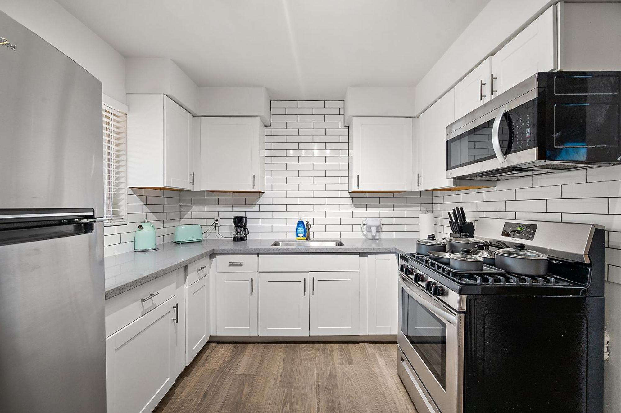 Stylish 2b1b Hideaway In Old Town