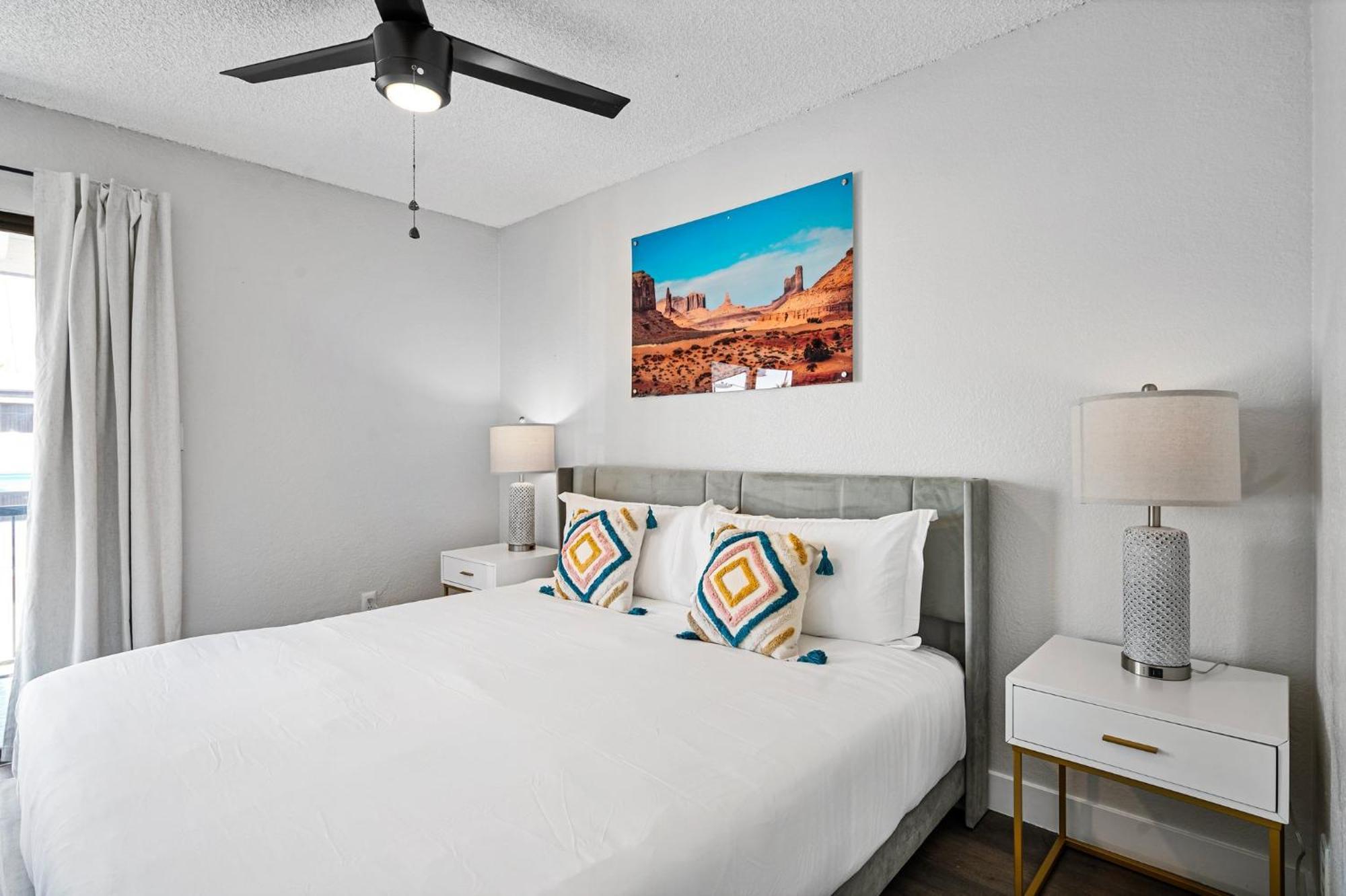 Apartment Luxurious 1b1b With Free Parking *