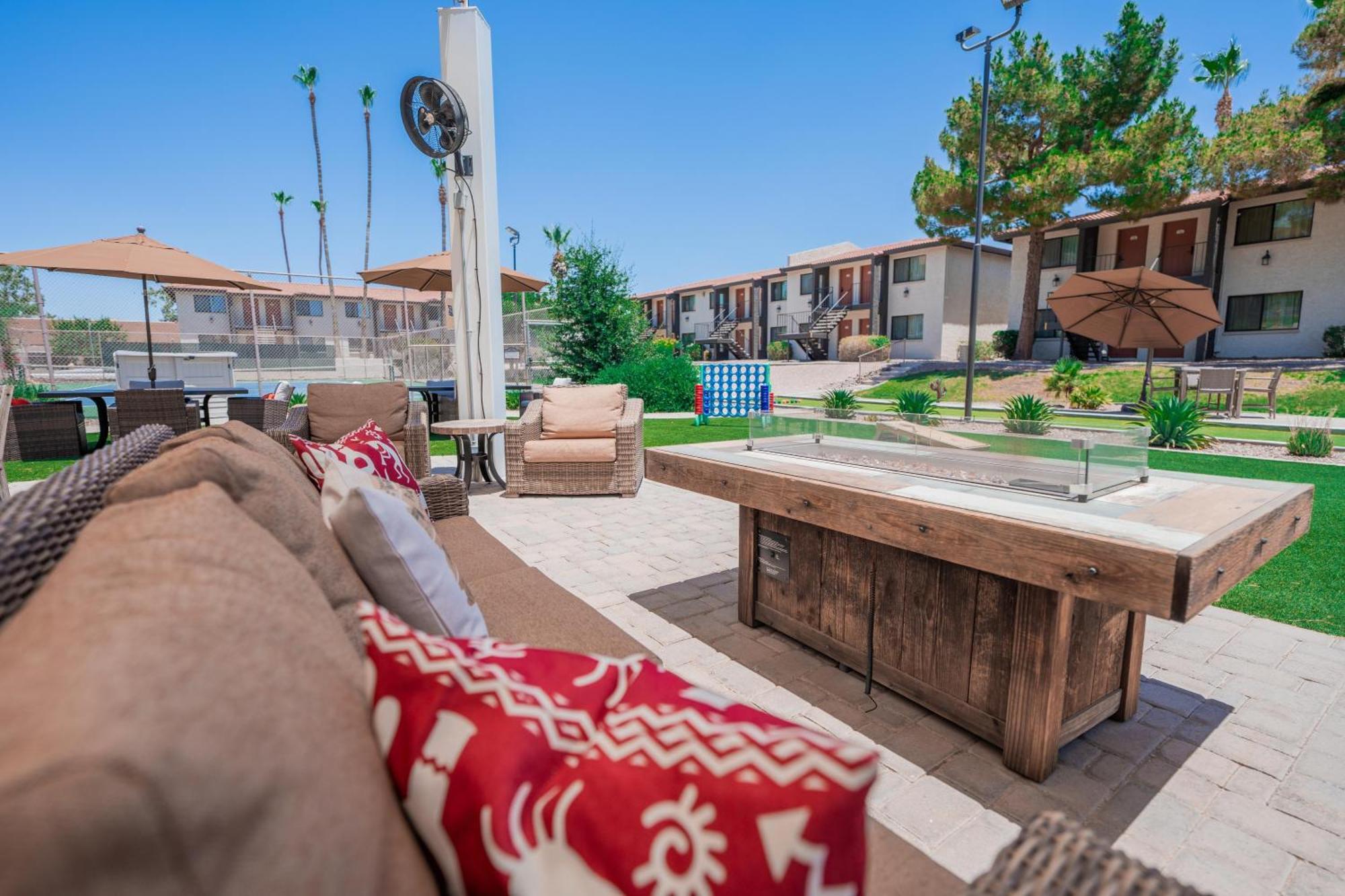 119 Fully Furnished 1br Suite-outdoor Pool Apartment