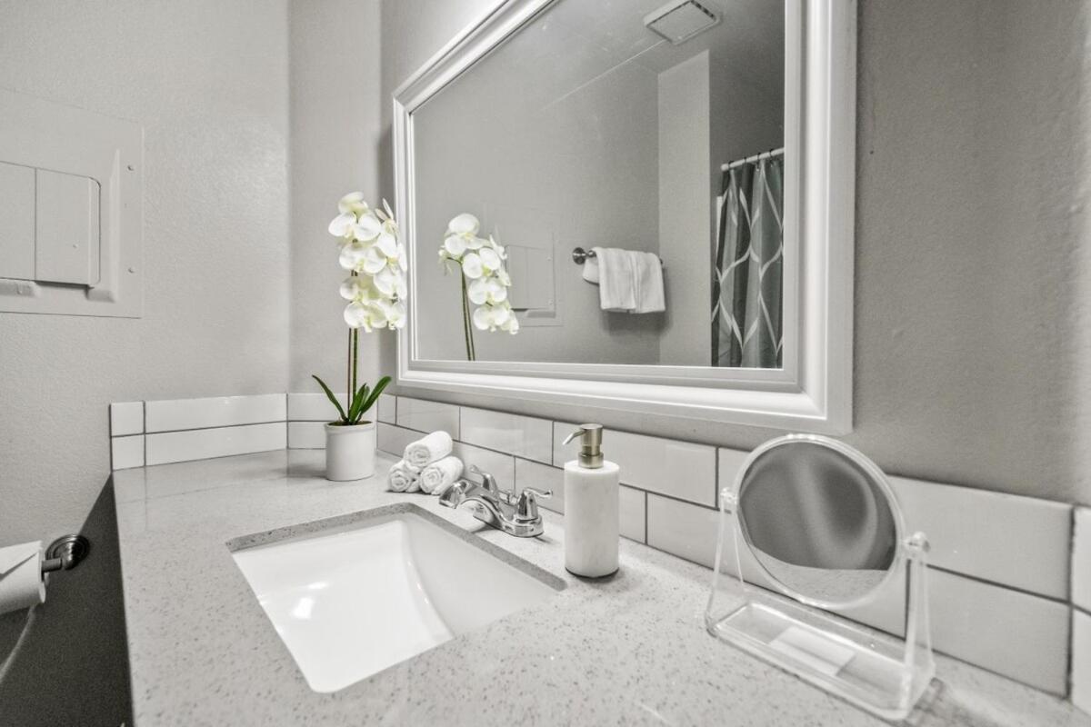 Cozy & Stylish 1b1b Oasis In Old Town Apartment Scottsdale