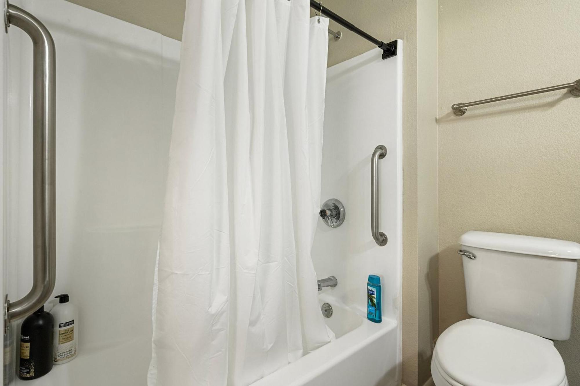 Apartment Cozy And Elegant 1b1b Oasis In Old Town