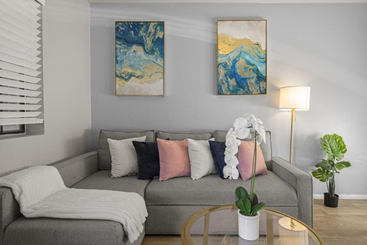 Apartment Modern 1b1b Hideaway In Old Town Scottsdale