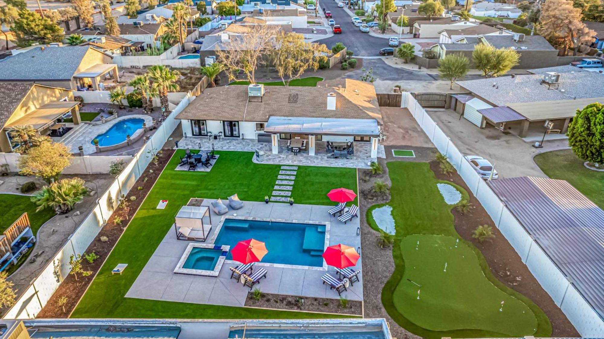 New - The Palmcroft Golf Escape Holiday home *