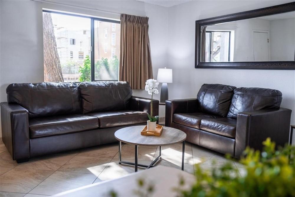 202 Fully Furnished, Wifi Included Apartment *