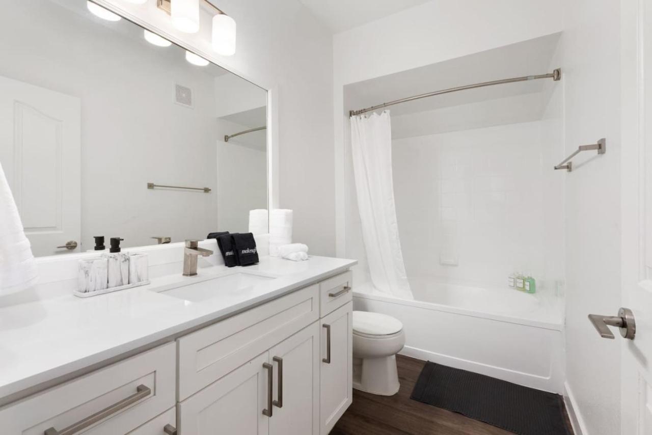 Chic 2Br - Pool,Gym,Parkng,Near Mayo Clnc&Westwrld * Scottsdale