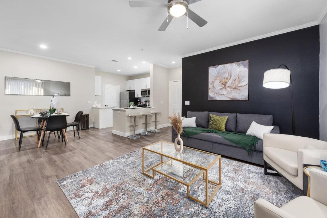Apartment Chic 2Br - Pool,Gym,Parkng,Near Mayo Clnc&Westwrld Scottsdale