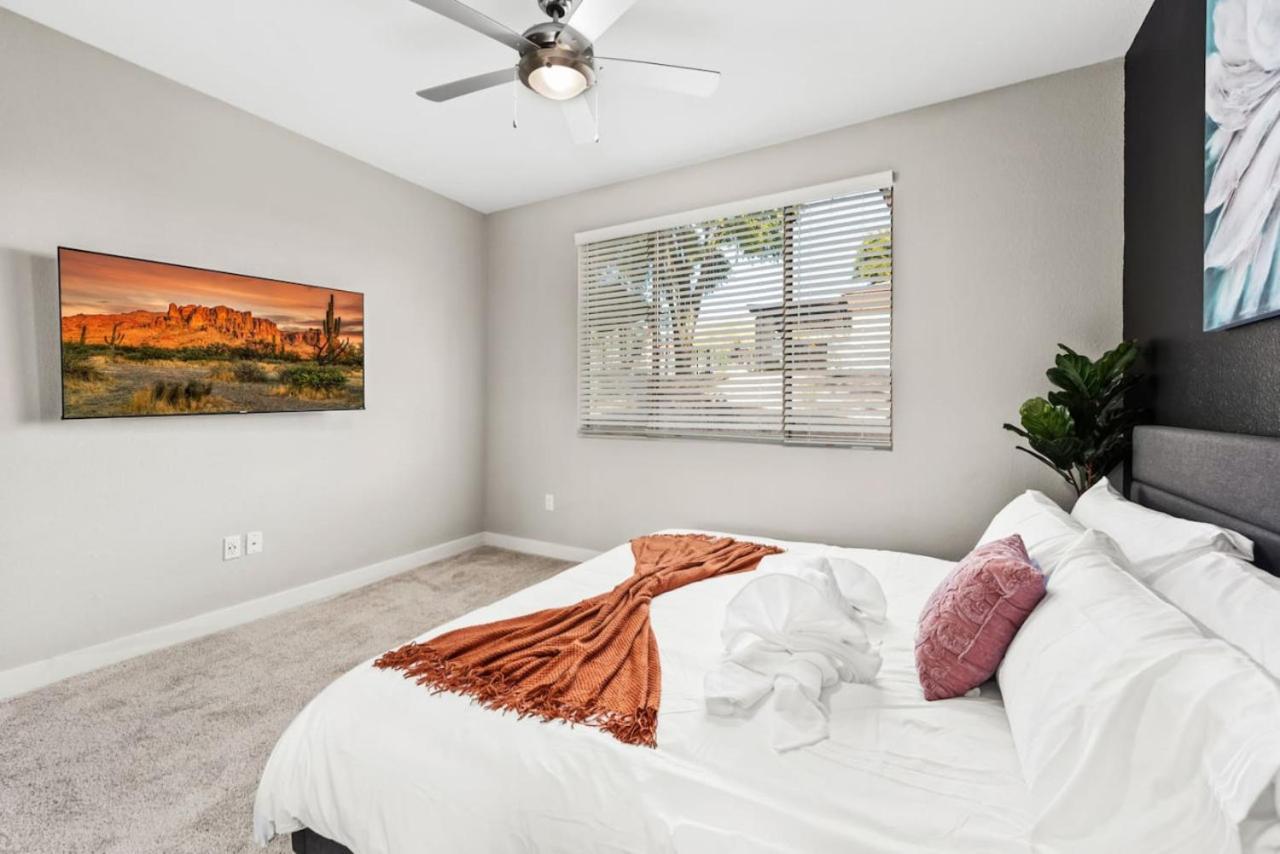 Cozy 2Br Pool Gym Prkng Near Mayo Clnc Westwrld *