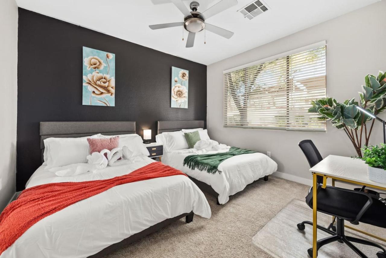 Cozy 2Br Pool Gym Prkng Near Mayo Clnc Westwrld Scottsdale
