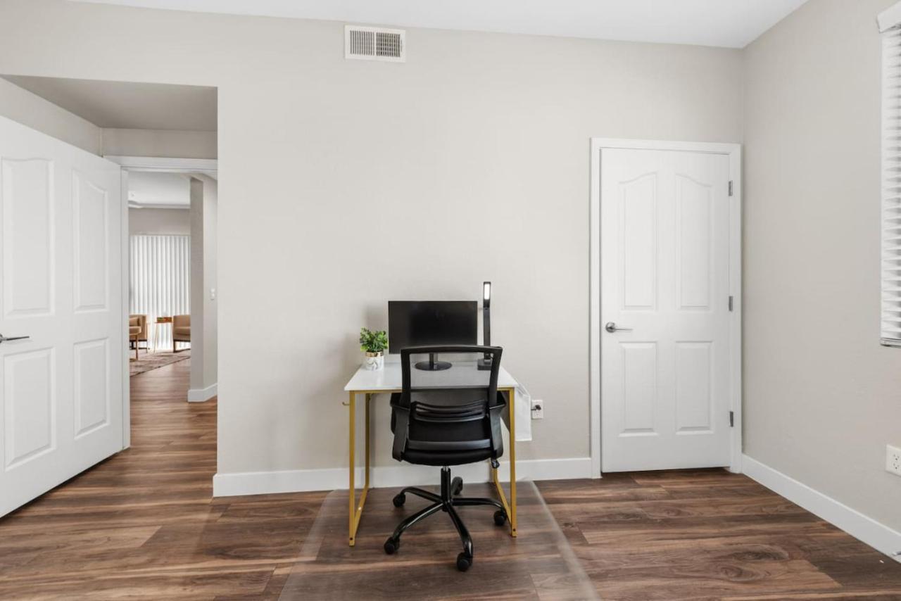 Apartment Stylish2Br Pool Gym Parkng Near Mayo Clnc Westwrld Scottsdale