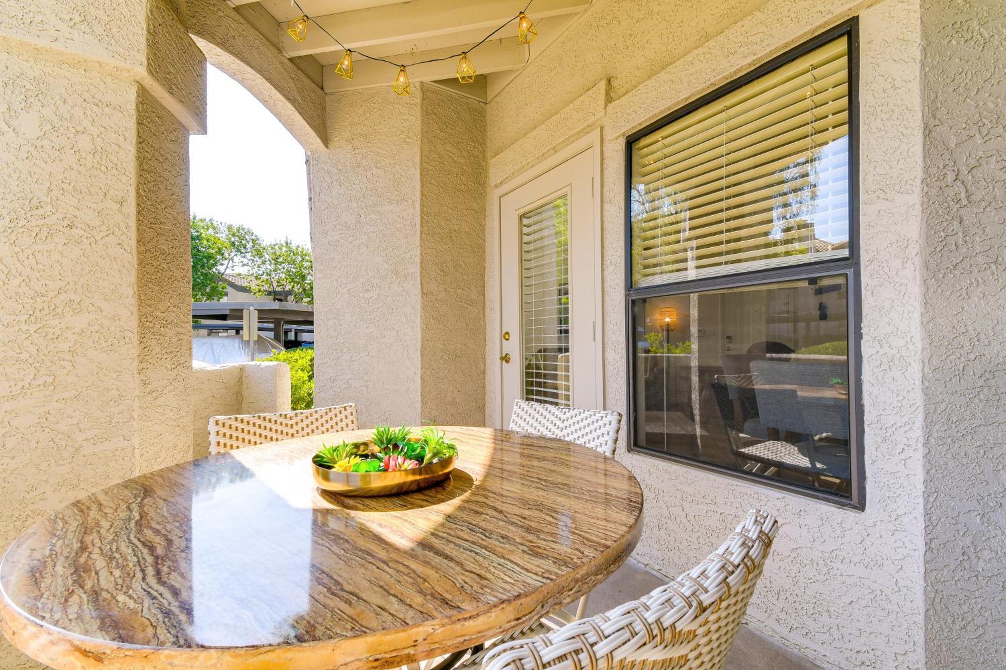 Apartment Chic With Pool Access About 3 Mi To Tpc Scottsdale