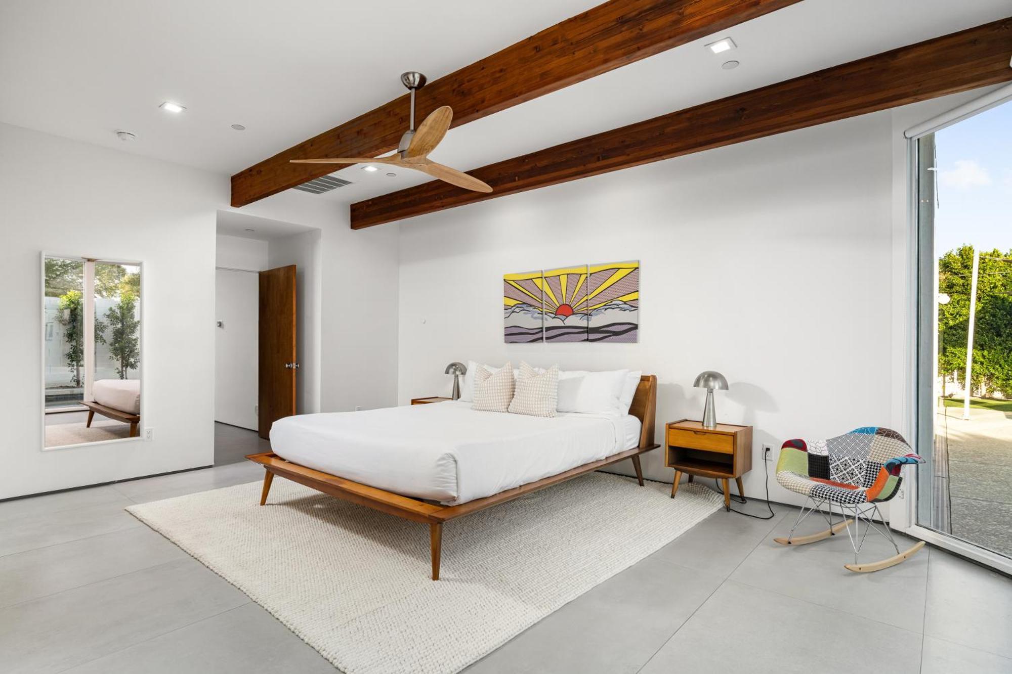 Holiday home Stylish Old Town Retreat W Pool Prime Location *