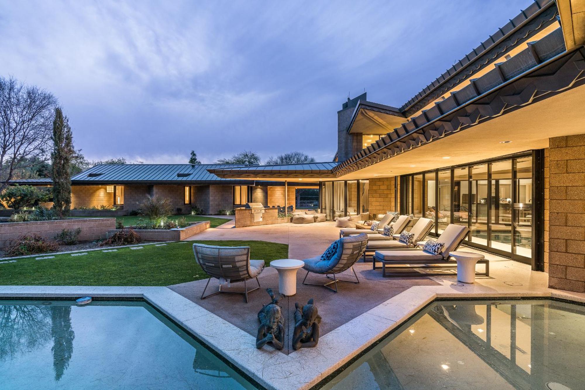 Indoor Pool 2.5 Acres Gym With Sauna At Hideaway Estate Scottsdale